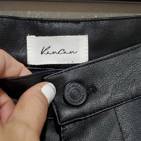 Kancan High Rise Faux Leather Cargo Joggers Size 30 - Picture 12 of 15